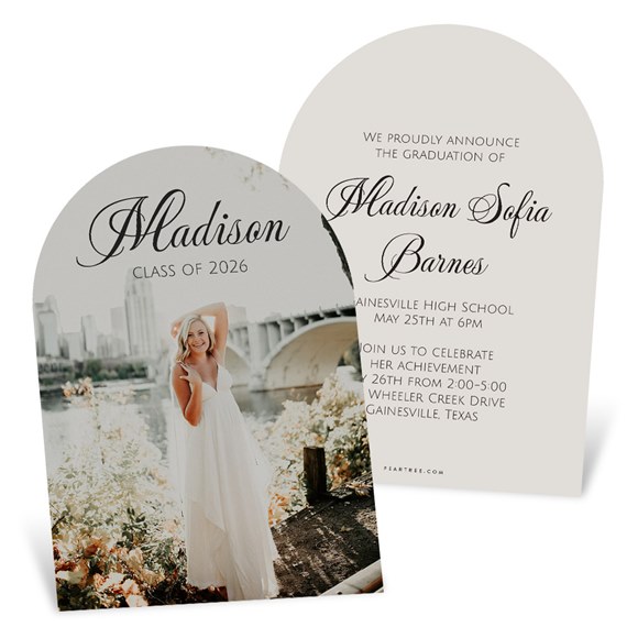 curved photo graduation announcement with customizable text area