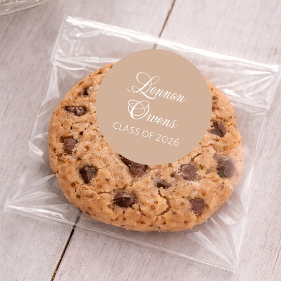 cookie in clear bag with round beige sticker