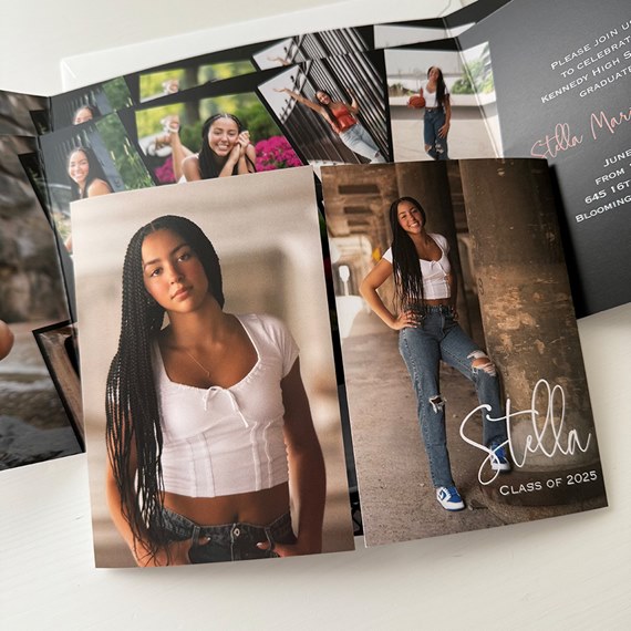 graduation announcement card with photo area