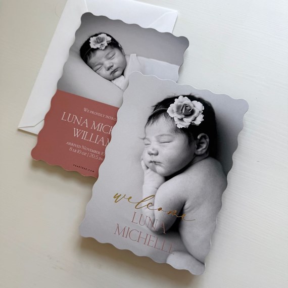 birth announcement with photo placeholder and scalloped edges