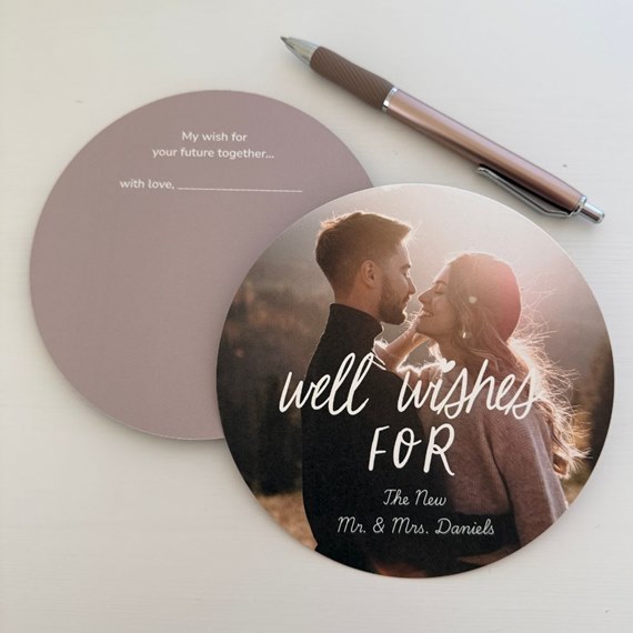 round wedding advice card with photo area and text
