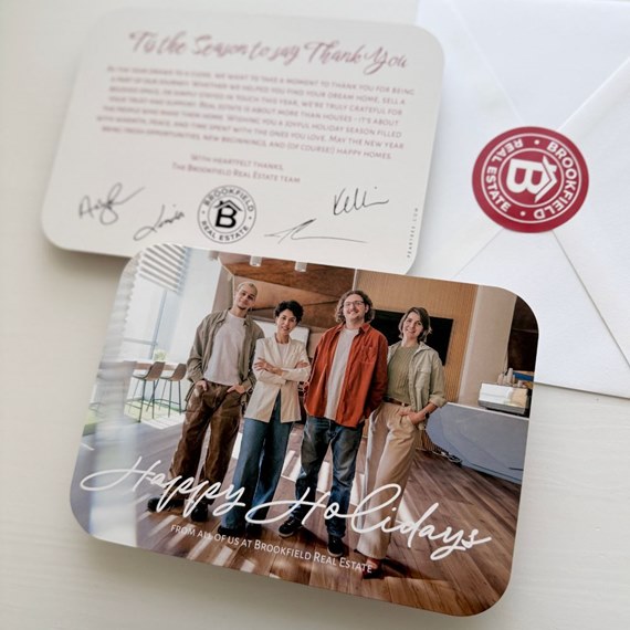 photo placeholder, holiday card with group photo and scripted text