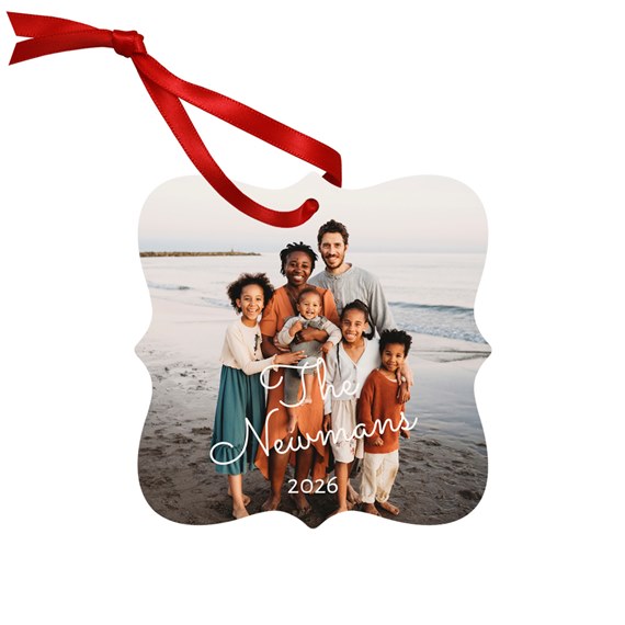 photo placeholder with scalloped edge and red ribbon