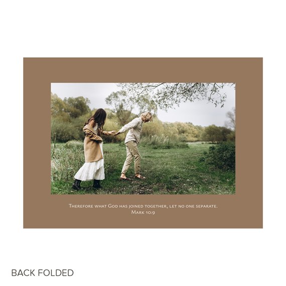 photo placeholder with quote area